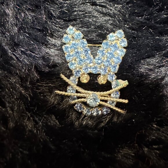 Silver Tone Rhinestone Rabbit Brooch Pin With Light Blue & Clear Stones Easter - Picture 1 of 3